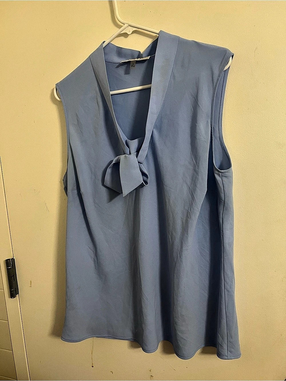 Kasper Blue Sleeveless Tie-Neck Blouse